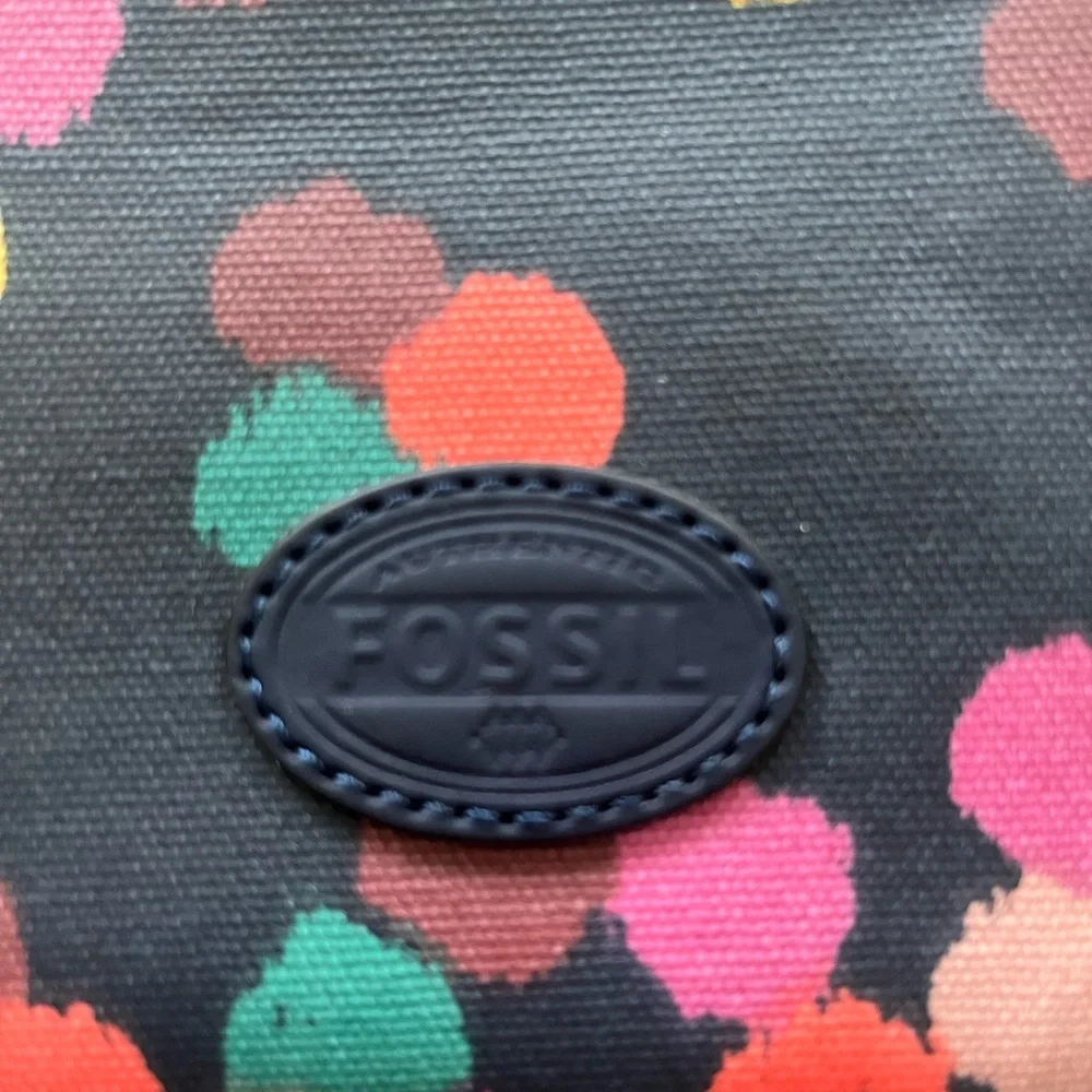 Fossil Wristlet